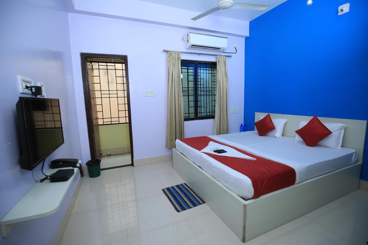 Railview inn Bhubaneswar Exterior foto